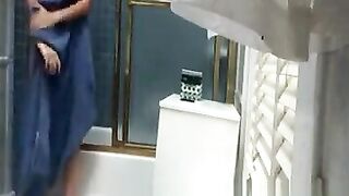 Brunette Hair angel caught in baths by spy livecam