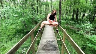 Public flashing and pissing in the Park with a Remote Sextoy