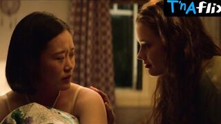Katherine Langford Lesbo, Underclothing Scene in 13 Reasons Why