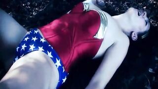 superheroine wonder
