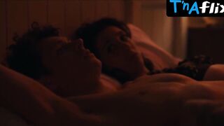 Agathe Ledoux Hot Scene in Chouchou (Evelyne Brochu)
