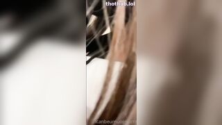 Oriental in Tifa cosplay