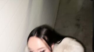 The floozy is not afraid to suck rod on the 1st date in public places