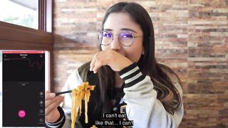 I HAD AN CLIMAX IN A PUBLIC RESTAURANT WITH MY LUSH SEX TOY