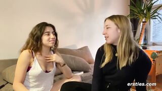 Ersties - Heißes, intimes Lesben-Date mit Muschilecken