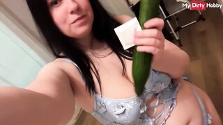 Moist Cute Amateur Ellie Lush Masturbates Solo & Bangs Her Constricted Twat With Thick Cucumber - Mydirtyhobby