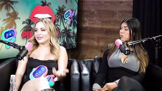 ANNA CLAIRE CLOUDS & HAYLEY DAVIES SHOW LIL DED JANET HOW TO EAT CUNT