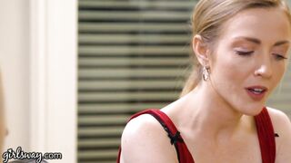 Girlsway mother I'd like to fuck Christie Stevens Screws With Her Daughter's Sexy Teacher Karla Kush