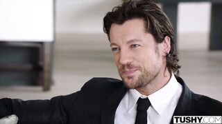 TUSHY Hottie Natalia double permeated