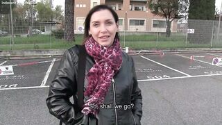 Curvy Italian mother I'd like to fuck accepts obscene proposal and gets booty screwed
