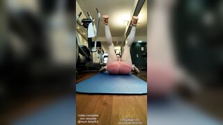 FK2 - Secrétaire mother I'd like to fuck Salope en formation en Suisse en profite pour déguster de la queue local