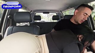 Me follo a prepago Colombiana hasta venirme dentro de su coño en plena vía pública