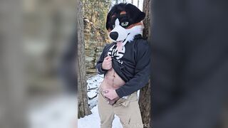 Yiff @AngryBarks stroking in the woods. Oozes cum then discharges hard ????