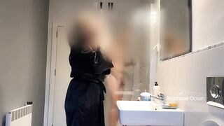 I caught my spouse jerking on my stepmom in baths and joined 'em. Family use. Voyeur.