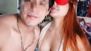Delicioso beso profundo con mi hermanastra / BESOS CON LENGUA / BESOS CALIENTES / BESOS BABOSOS