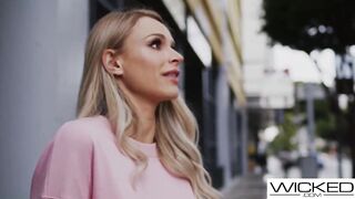 Marvelous Blondes Emma Hix And Blake Blossom Get Dicked Hard