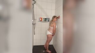 Bonie&Clyde masturbating satisfyer Hawt water trembling twitching groaning golden-haired solo lustful multiple orgasms I cum shower shower head