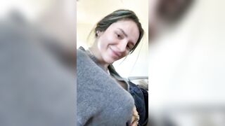 Bella Thorne dancing, oops