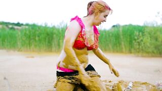 Climax in lake of mud - masturbating in clay