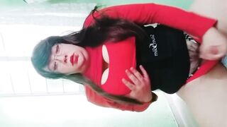 vilma le hace una mamada a hairy  