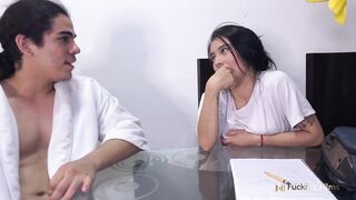 Mi compa es un cornudo su esposa caliente siempre quiere mi verga