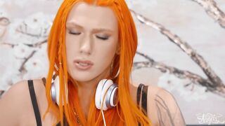 TRANS BEAUTIES - Aspen Brooks Sparks A Steamy Trio With Cherie Deville & Dante Colle In The Café