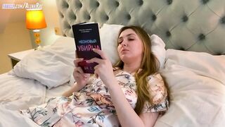 A youthful chap banged his stepmom in a hotel room