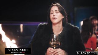 Elevating the adult industry takes top dollar and a top performer, and to sell Jason on the idea they'll must couple him with beauties like Liz and Sarah who can handle the heat this chab brings to the discharges