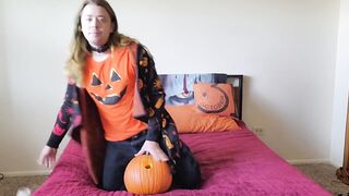 The Most good Halloween Particular Ever, Transgirl Screws Pumpkin
