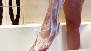 Soaked Footjob in washroom - snatch in foam