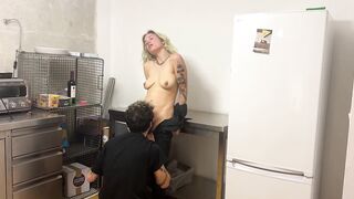 coarse and wild in the kitchen! mouth bang ends in a pool of squirt