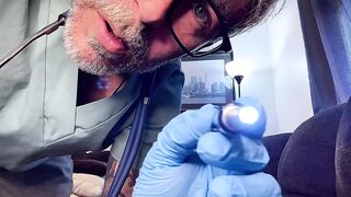 Hunk Doctor Bangs Patient