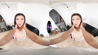 Home Alone Whore Jadilica’s Kinky Oral-job Surprise – TmwVRnet