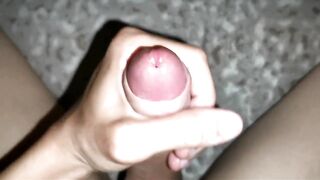 close-up jizz flow on the abdomen and filled himself with goo