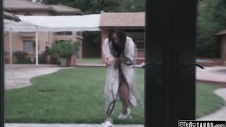 Dont u guys know that spiders will always eat their boyfrends