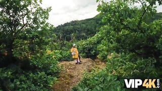VIP4K. Avid cutie hiker screws in the forest