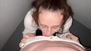 that babe sucked me off in the hallway and then I drilled her at home and came on her glasses