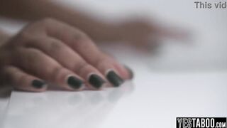 Curvy black Spider Woman devours neighbors large rod in trio