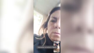 Amanti in clip chiamata per un pompino con la bocca piena di sperma