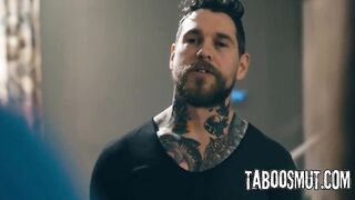 Blond Doxy Girlfriend Suck Boyfriend's Rod In Front Of His Step-Parents