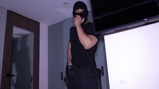 Stranger enters abode thinking this babe was alone and finds a large-assed brunette hair