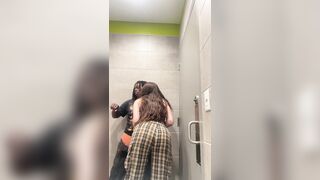 Interracial lesbo amateurs have enjoyment in restaurant baths