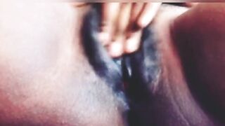 Solo female masturbation - ebony cunt getting rubbed