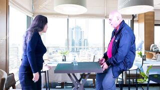 PREVIEW OF HAWT UNDRESS GAME IN A RESTAURANT WITH CUMANDRIDE6 AND OLPR