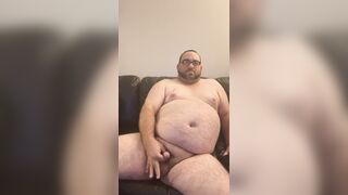 Fat chap showing my petite knob off previous to hard vertical