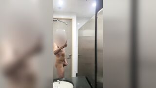 Masturbacion en el baño del hospital