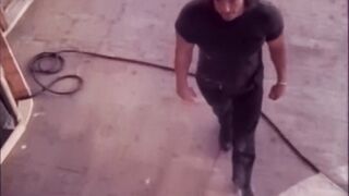 Pornstar Legend Ashlyn Gere Has A Quick Threeway With two Construction Males