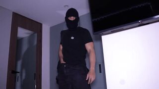 Stranger enters abode thinking this babe was alone and finds a large-assed brunette hair