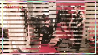 Lack und Latex S&M Session