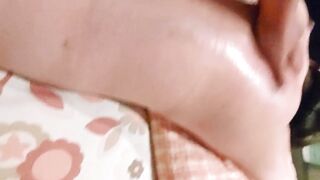 Massage my girlfriend's butt.